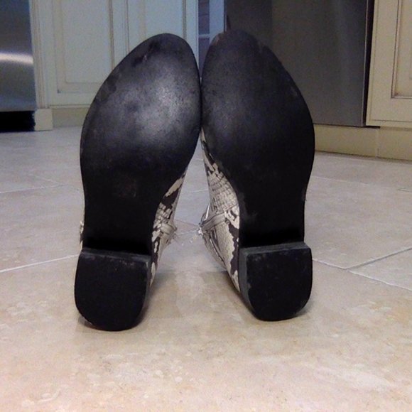 NastyGal Snakeskin Western Booties - Picture 4 of 5